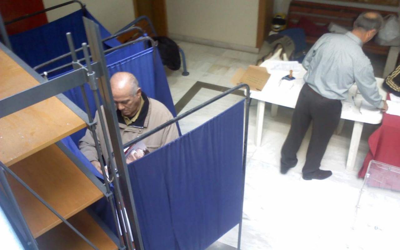 Το επόμενο 48ωρο ανακοινώνεται η υποψηφιότητα του Β. Καπερνάρου για το δήμο της Αθήνας