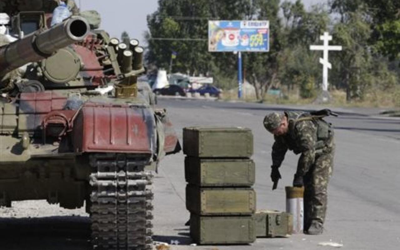 Συμφωνία για κατάπαυσης του πυρός υπέγραψαν Κίεβο και φιλορώσοι