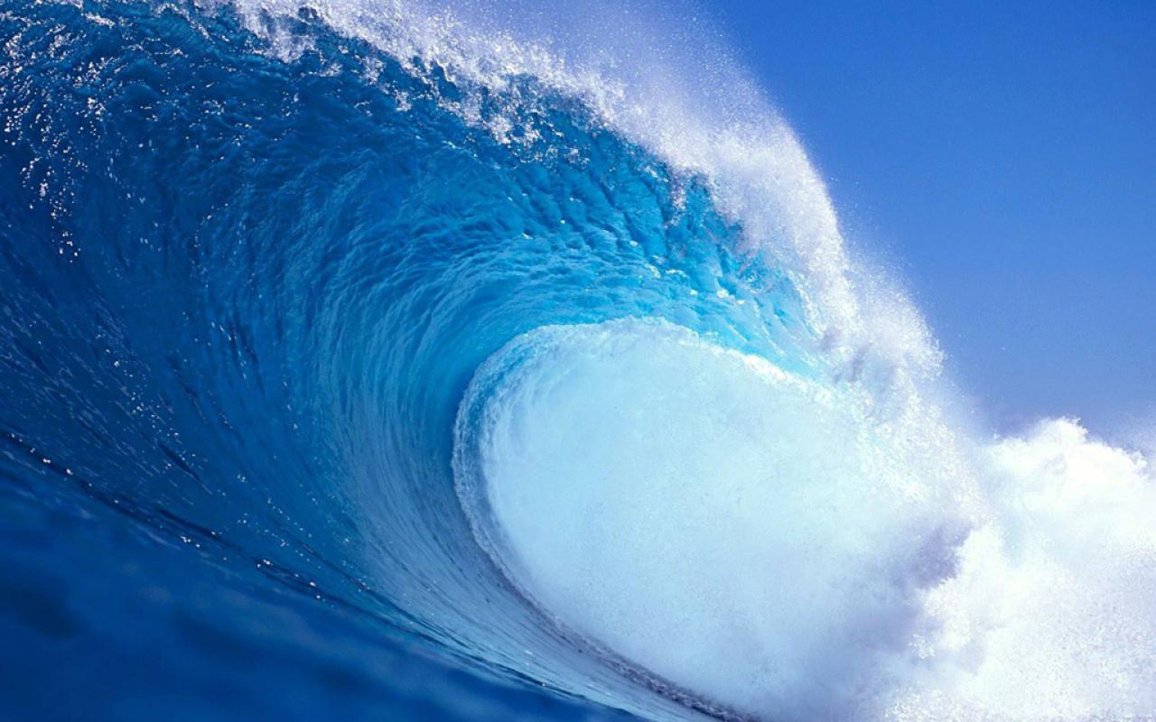 Απίστευτες εικόνες με κύματα - θηρία σε Ηράκλειο και Χανιά!