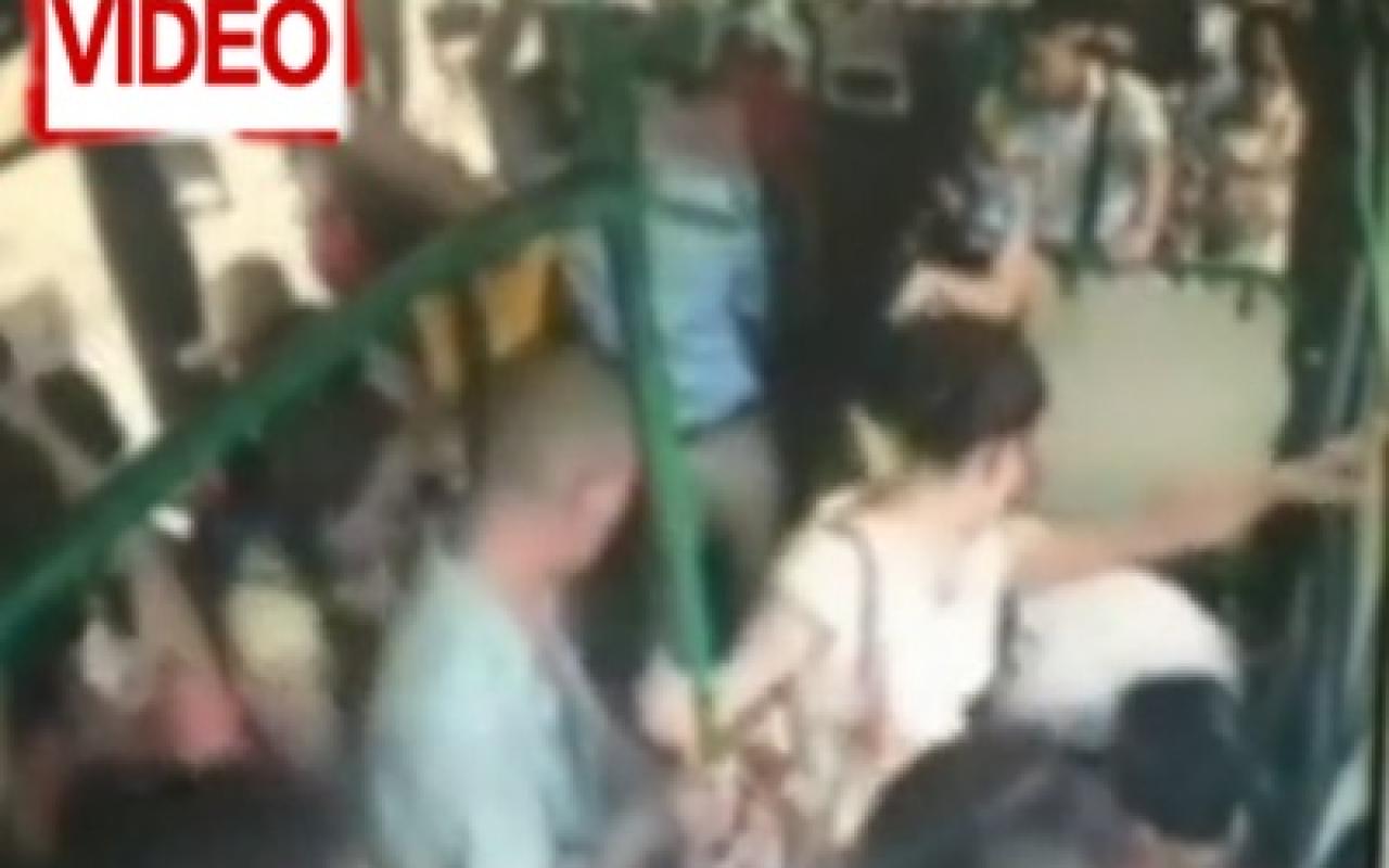 Φρίκη στην Κίνα - Έβαλε φωτιά σε λεωφορείο με 80 επιβάτες (βίντεο0