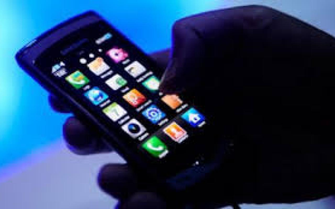 Εξαρθρώθηκε σπείρα που διακινούσε παράνομα πακέτα σύνδεσης κινητής τηλεφωνίας