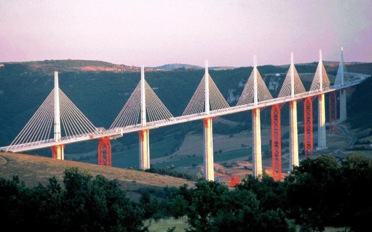 millau_viaduct.jpg