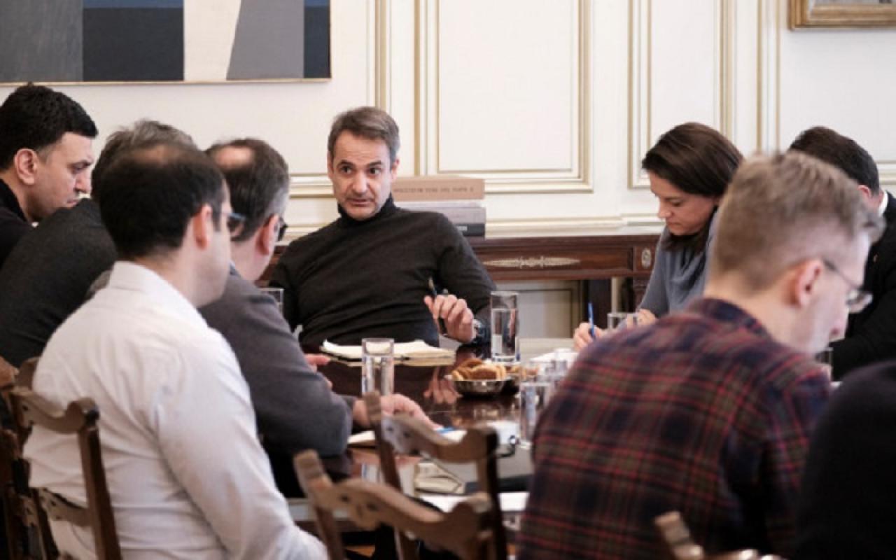 μητσοτάκης μαξίμου κορωνοϊός