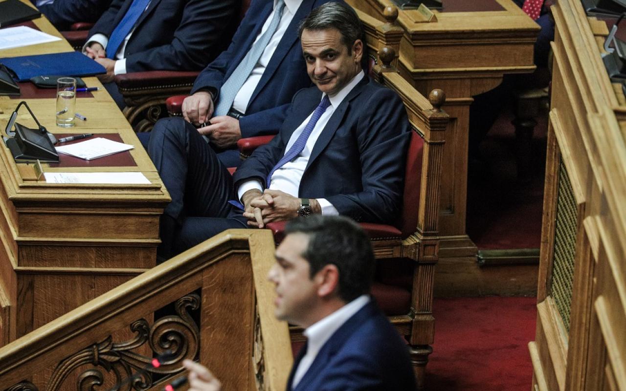 mitsotakis-tsipras-vouli.jpg