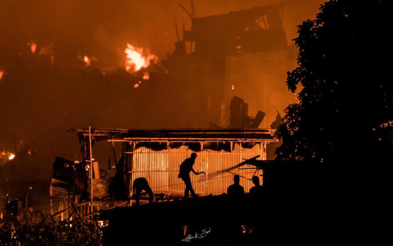 μπαγκλαντές φωτιά