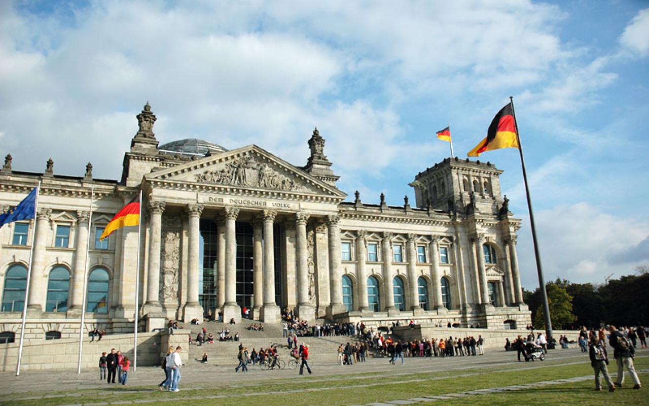 Βερολίνο: Πρώτα η λίστα με τις μεταρρυθμίσεις, μετά η έγκριση