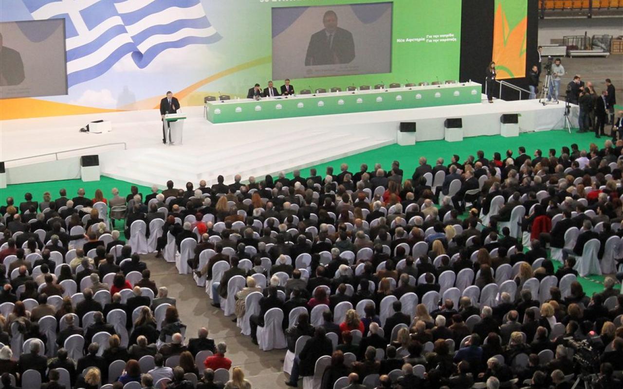 Συνέδριο ΠΑΣΟΚ ζητούν 4.000 στελέχη του κόμματος
