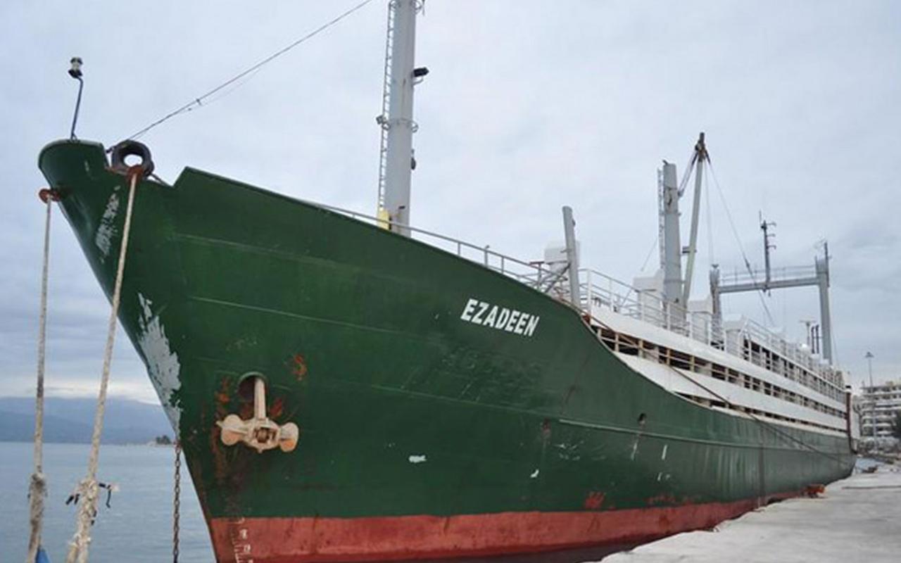 Πλοίο με 450 μετανάστες, πλέει ακυβέρνητο στις ακτές της Ιταλίας 