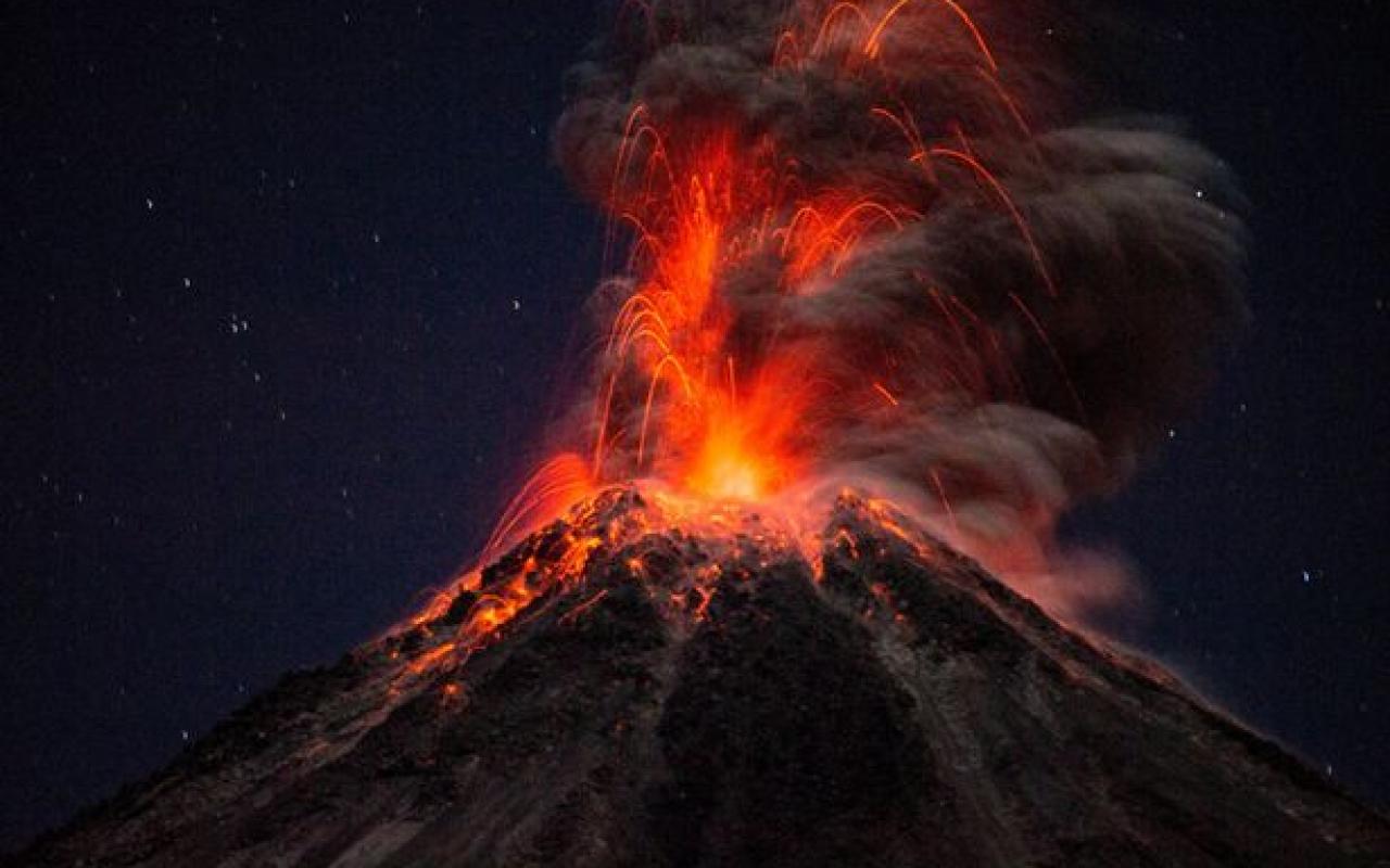 paycolima-volcano5.jpg