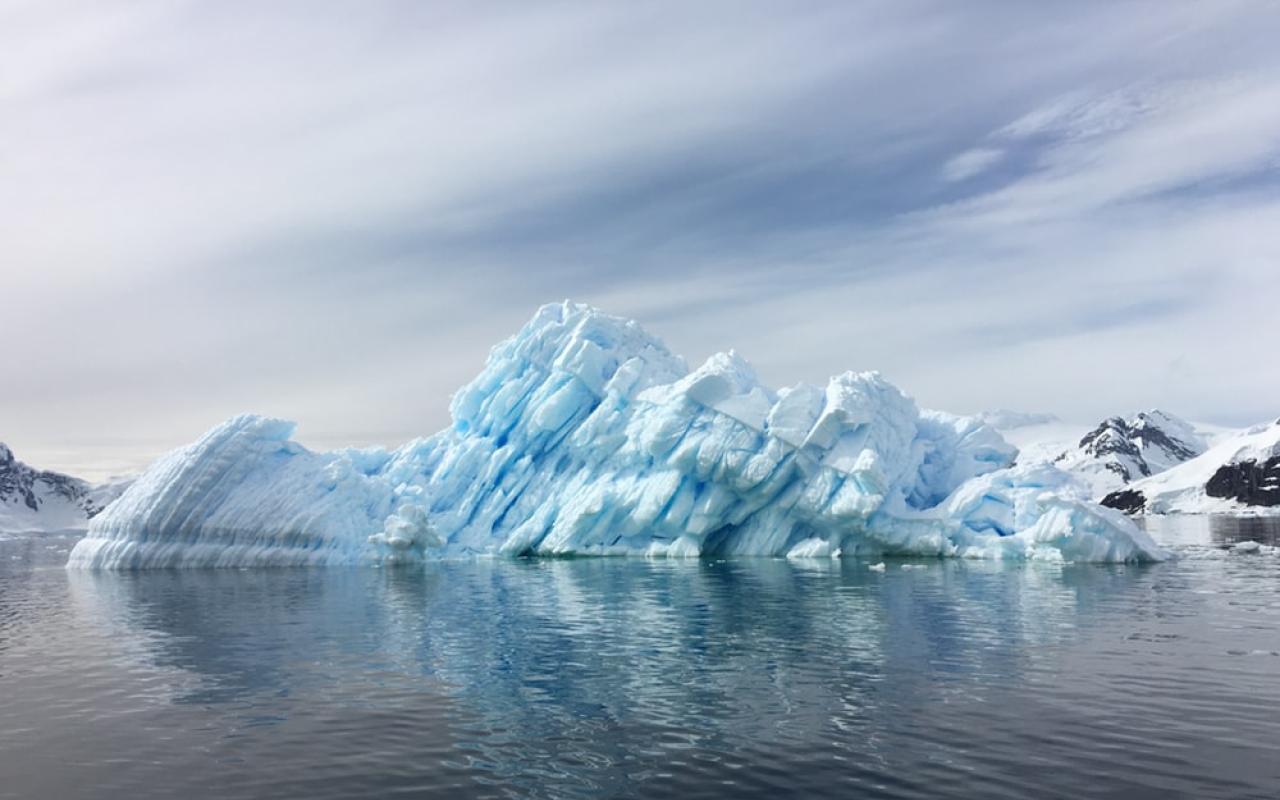 παγόβουνο-λιώσιμο πάγων.jpg