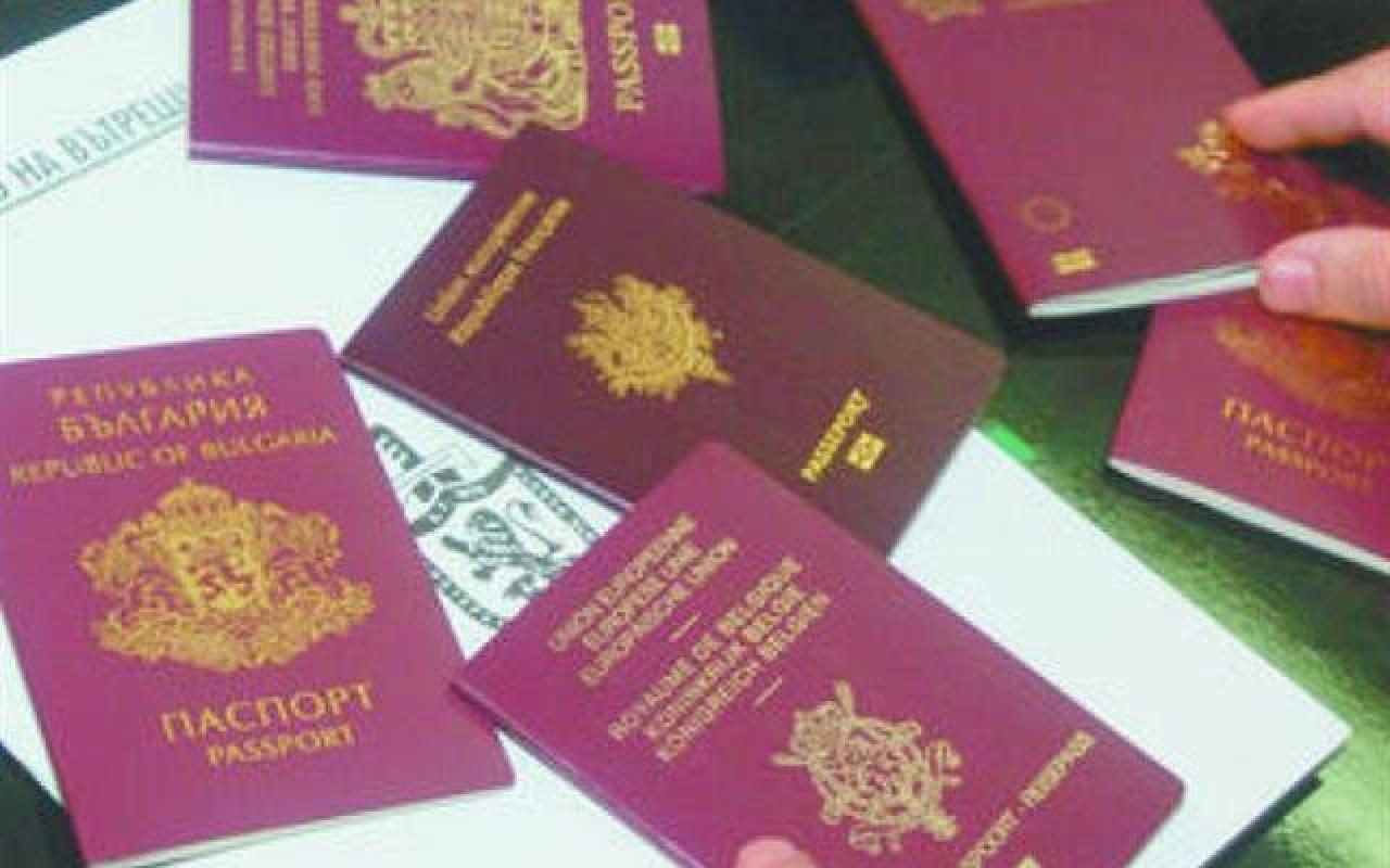 Συλλήψεων συνέχεια...για πλαστά διαβατήρια στο αεροδρόμιο του Ηρακλείου