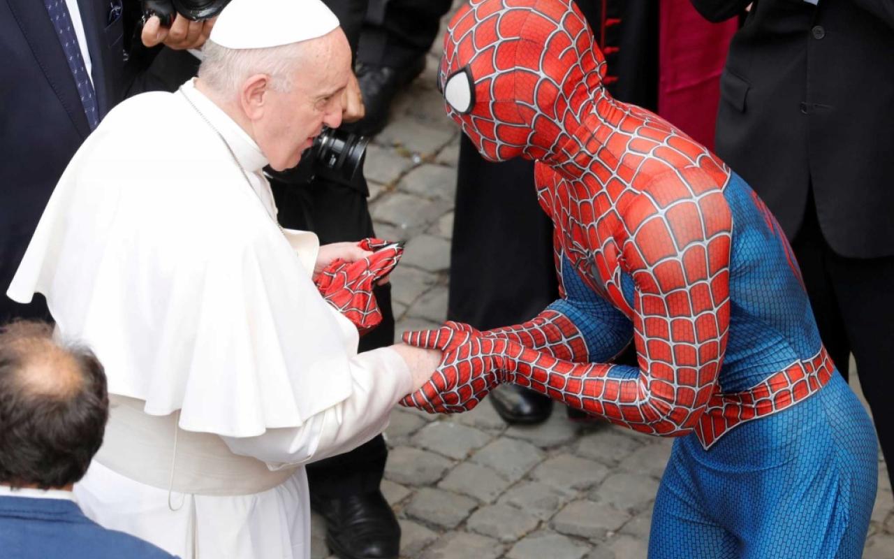 πάπας φραγκίσκος spiderman