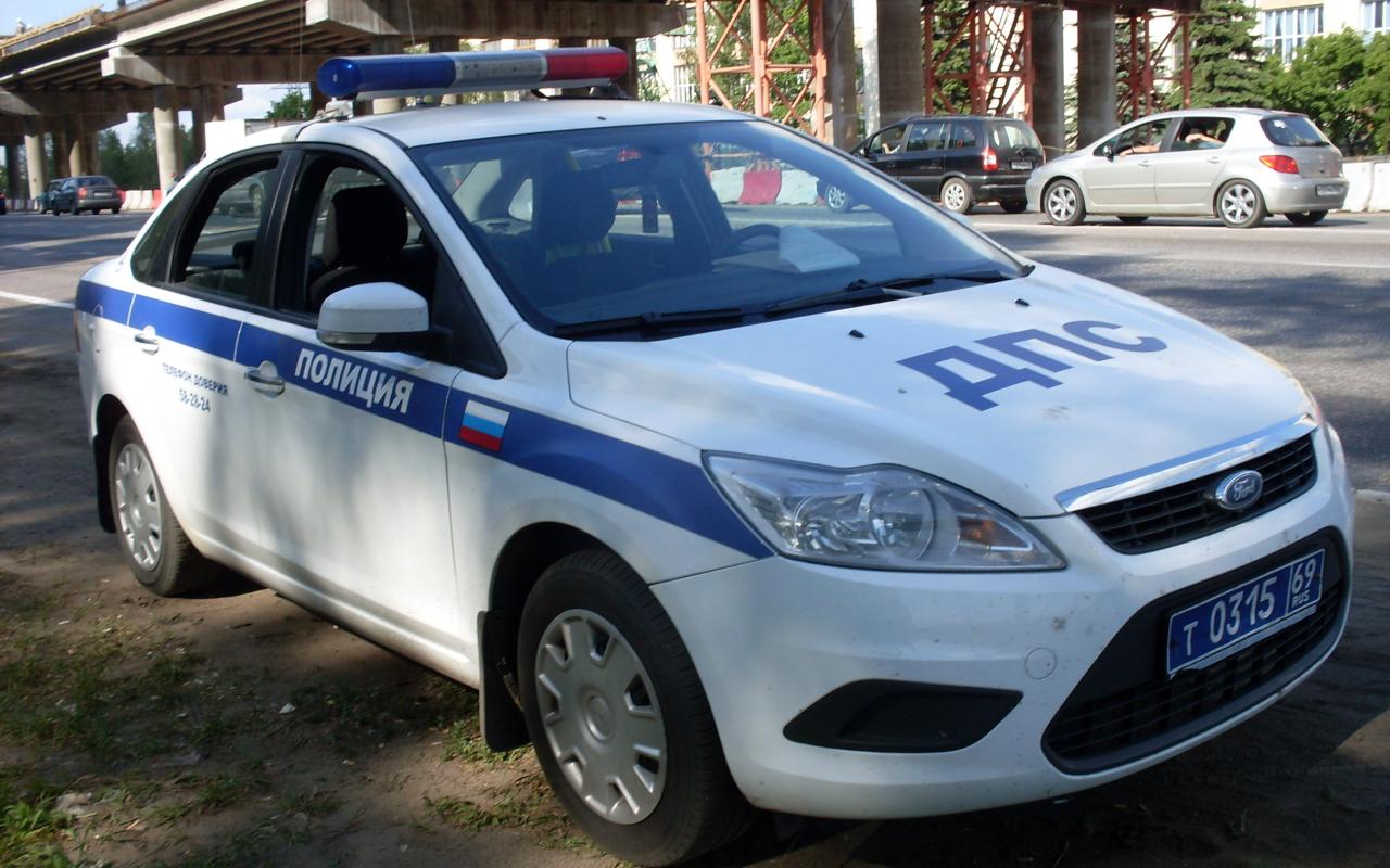 russian_police_car_tver.jpg
