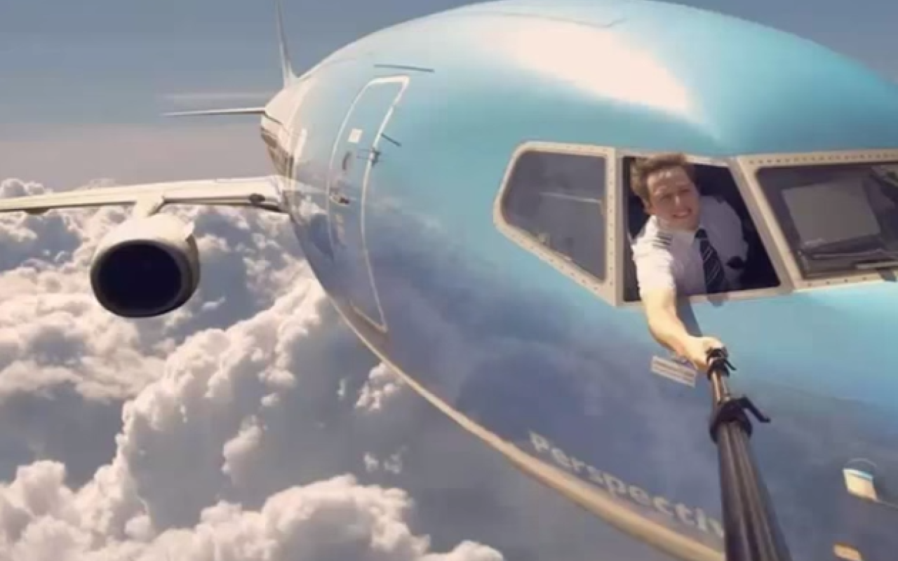selfie αεροπλανο, επικινδυνη