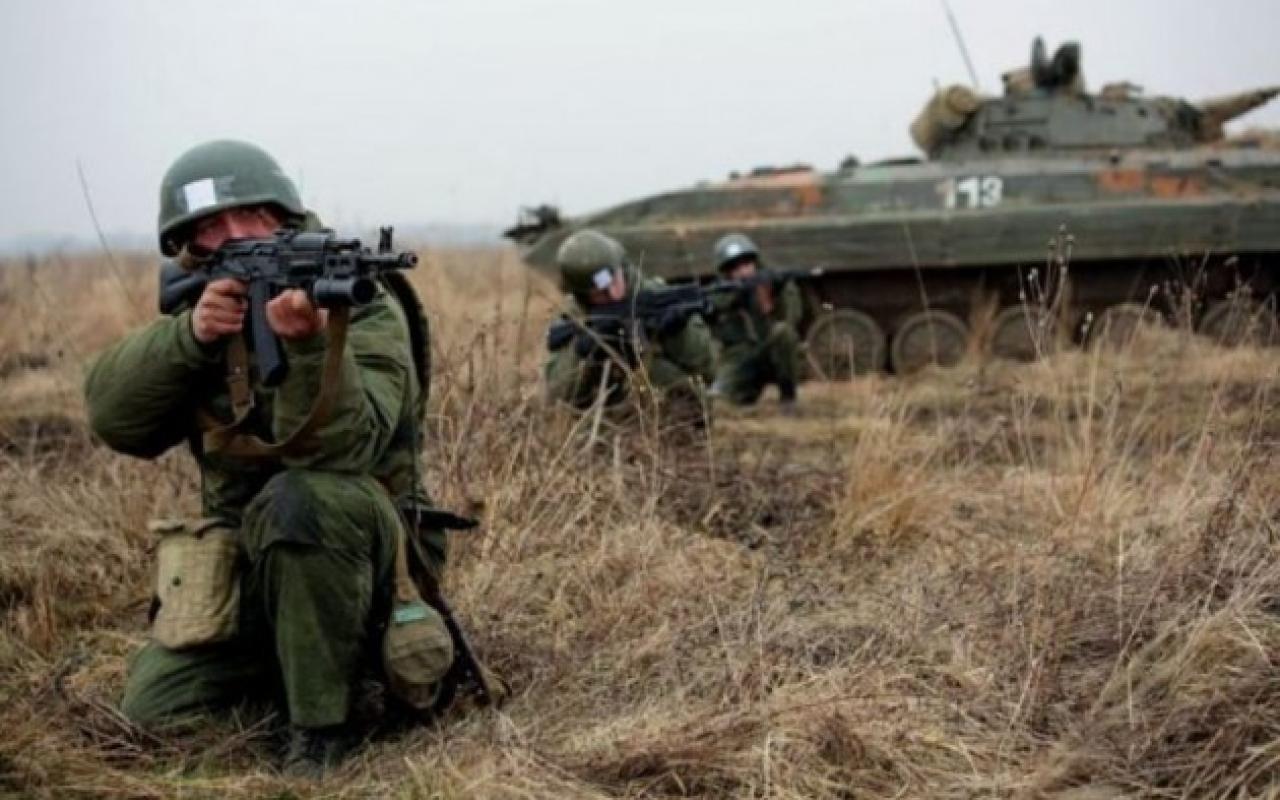 Το ΝΑΤΟ καλεί τη Ρωσία να αποσύρει τα στρατεύματά της από τα σύνορα