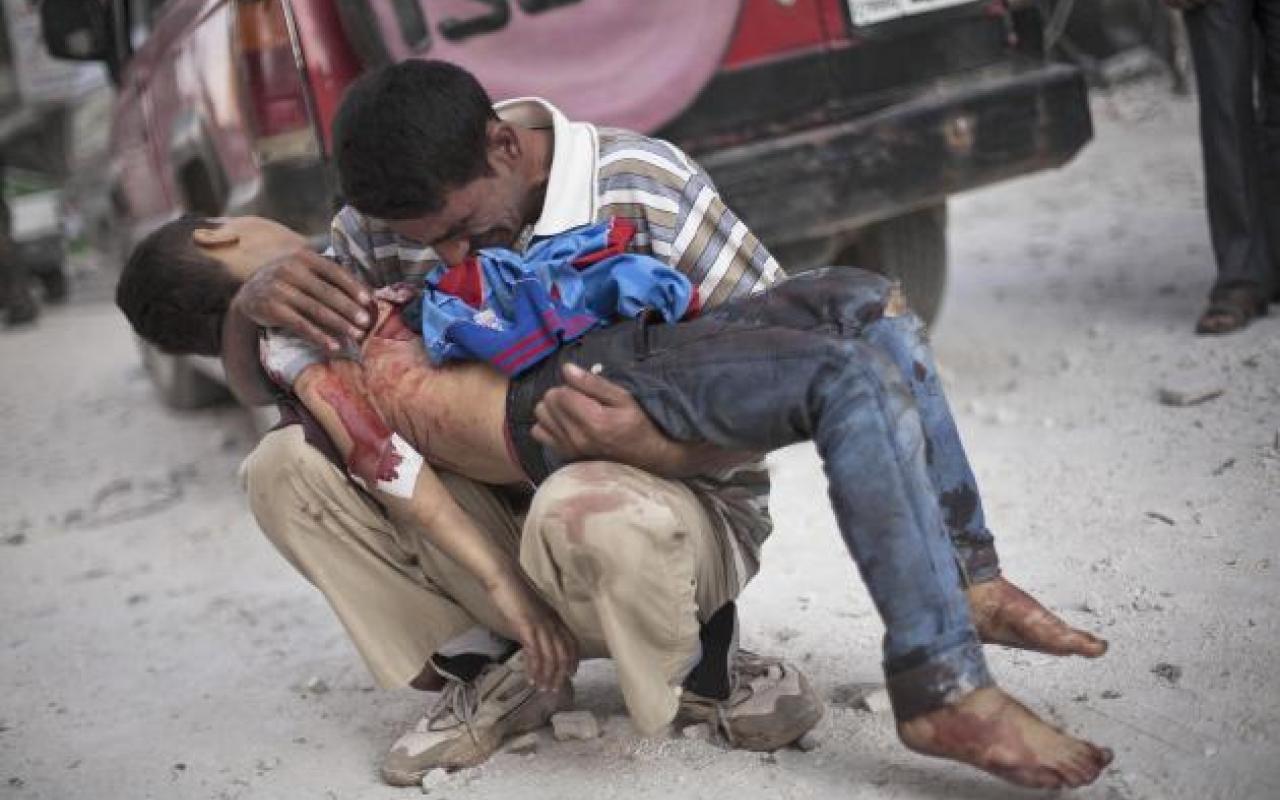 Βαρέλια με εκρηκτικά σκορπούν το θάνατο στη Συρία