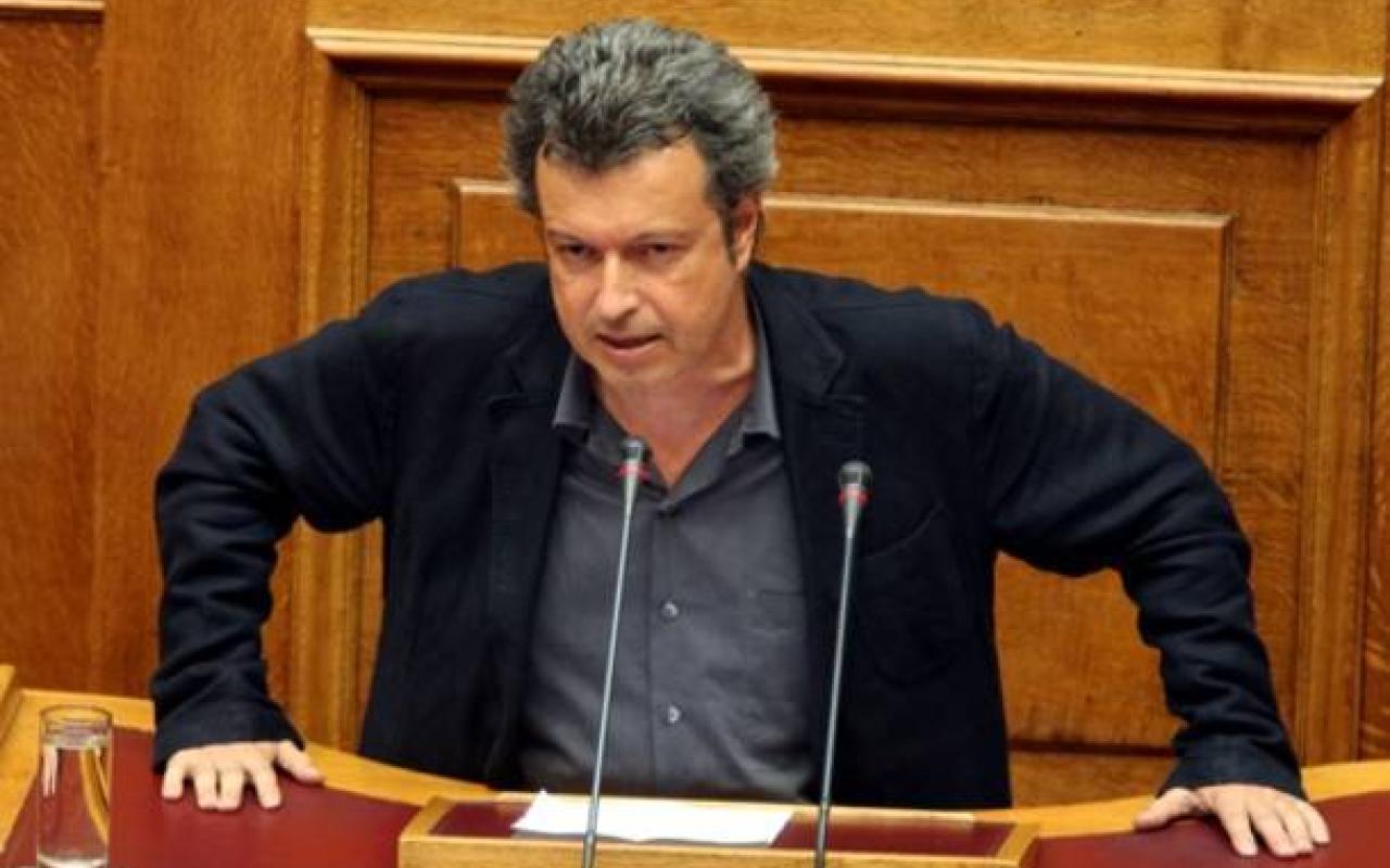 Ο Πέτρος Τατσόπουλος εντάχθηκε στους Ανεξάρτητους Δημοκρατικούς Bουλευτές 