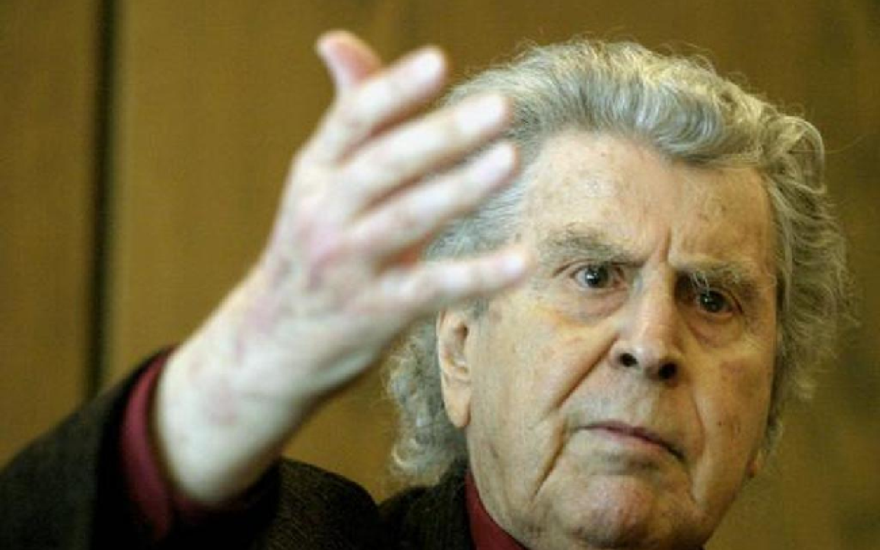 theodorakis2.png