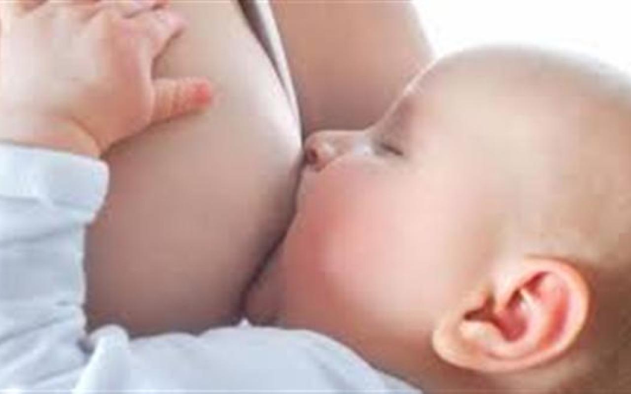 Νίκη για τη ζωή ο μητρικός θηλασμός