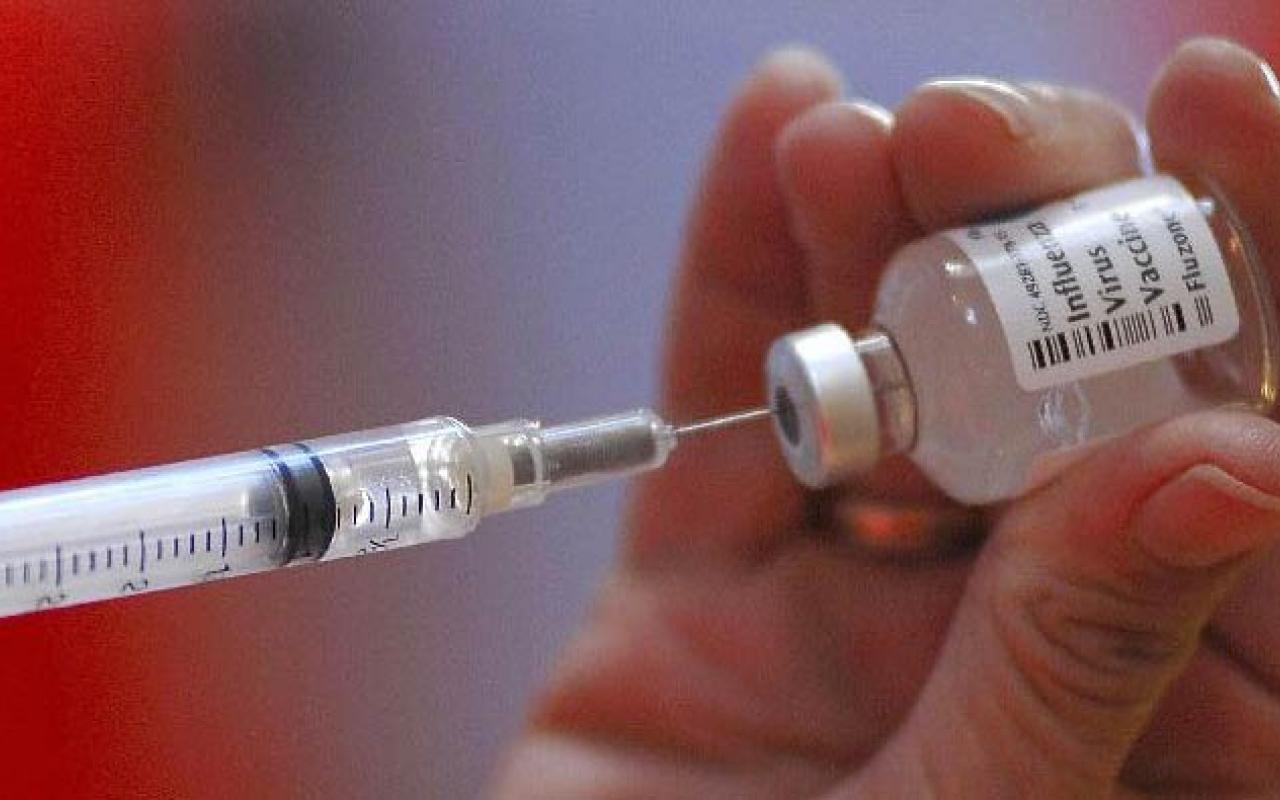 Επίτροπος Υγείας Ε.Ε: Η δυσπιστία απέναντι στα εμβόλια απειλεί να φέρει επιδημίες