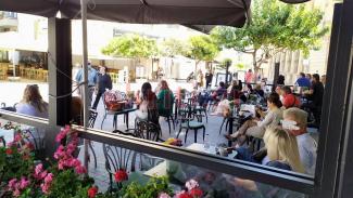Πρωινό καφεδάκι στο Ηράκλειο μετά από 70 ημέρες