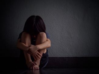 ανήλικο βιασμός κακοποίηση