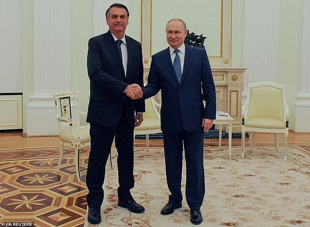 Ο Jair Bolsonaro αρνήθηκε να καταδικάσει την εισβολή στην Ουκρανία.