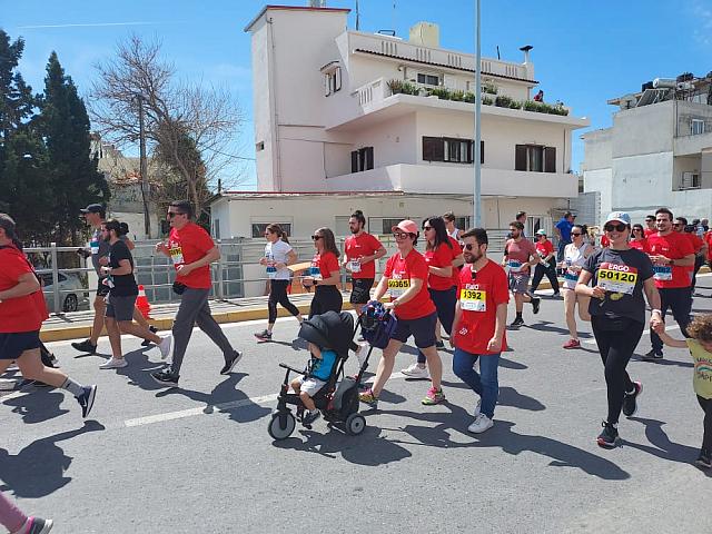 run greece