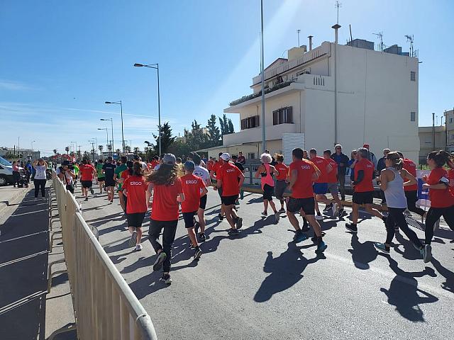run greece