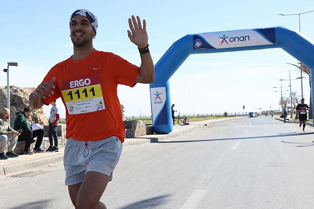 run greece