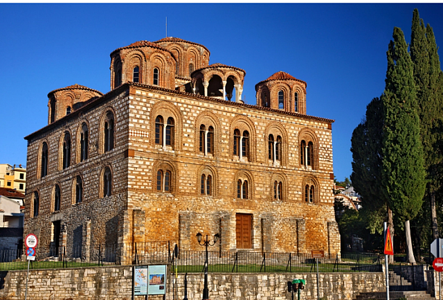 Παναγία Παρηγορήτισσα, Άρτα