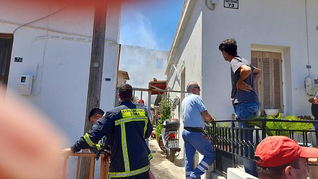 Φωτιά ξέσπασε σε σπίτι στον Πόρο