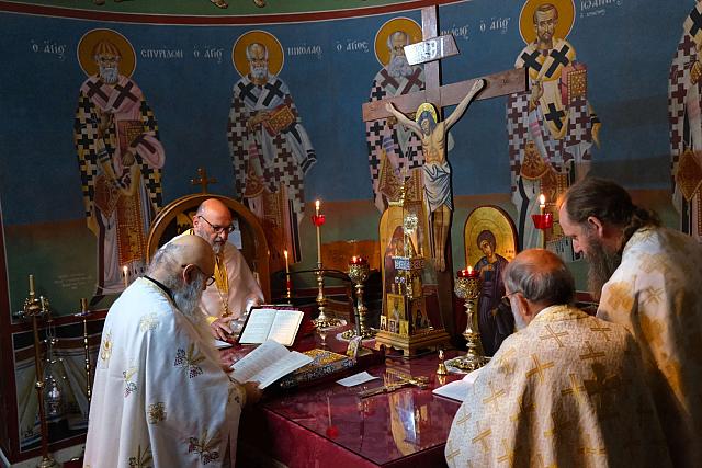 αγια τριαδα μπερμινγχαμ