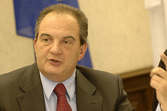 ΚΩΣΤΑΣ ΚΑΡΑΜΑΝΛΗΣ