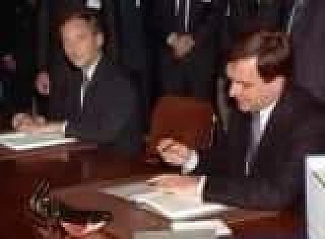 Υπογραφή ενοποίησης Ανατολικής και Δυτικής Γερμανίας