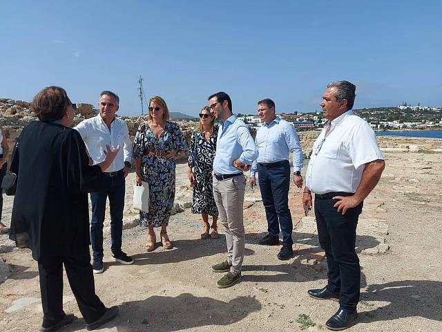 χερσόνησος ισπανίδα ευρωβουλευτής