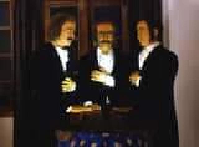 Ο Νικόλαος Σκουφάς, ο Εμμανουήλ Ξάνθος και ο Αθανάσιος Τσακάλωφ, ίδρυσαν σαν σήμερα το 1814 την Φιλική Εταιρεία