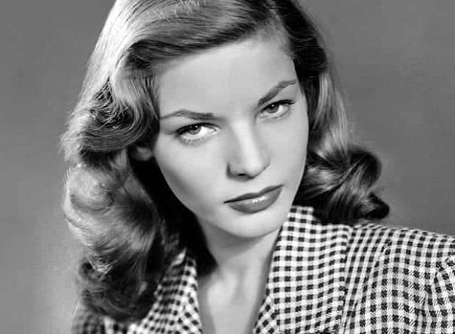 Η Λορίν Μπακόλ