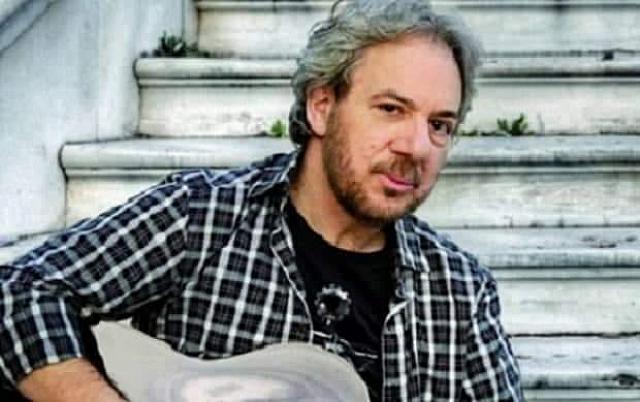 Ο Αντώνης Βαρδής