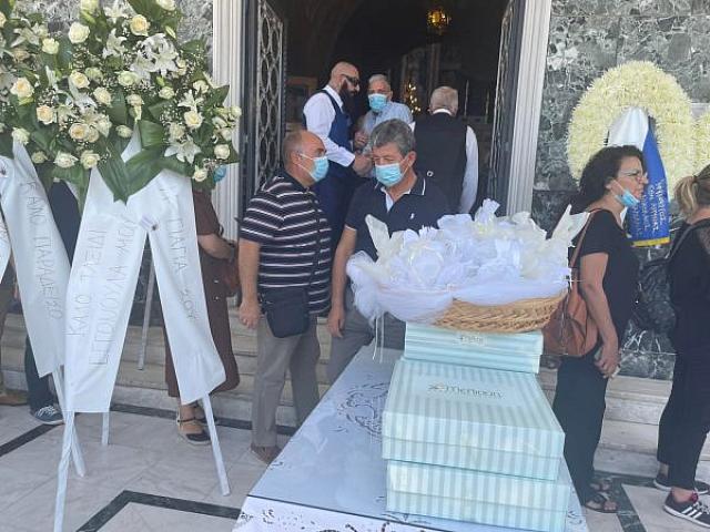 κηδεία θάλεια λάρισα