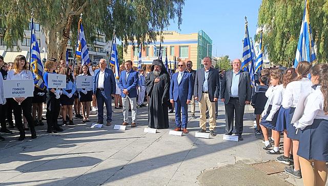 κατάθεση στεφάνων ηράκλειο