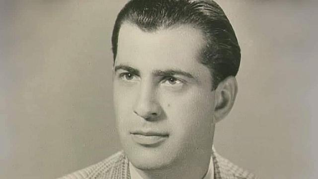 Ο Γιώργος Τζαβέλας