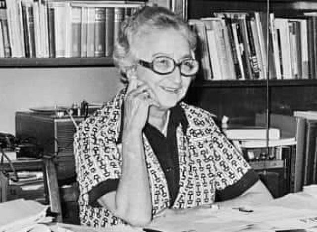 Η Ελένη Βλάχου