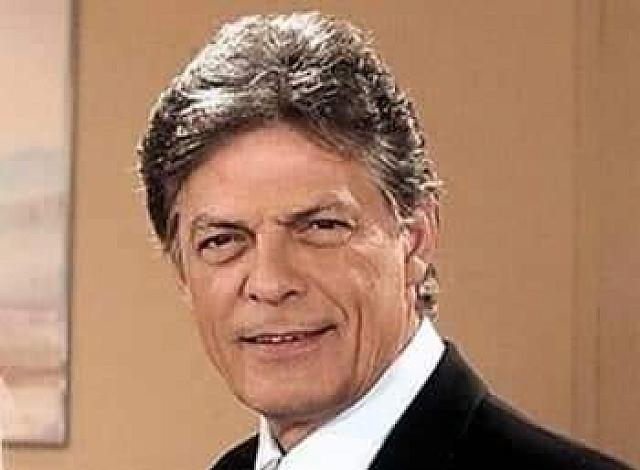 Ο Νίκος Δαδινόπουλος