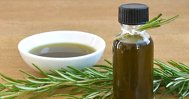  έλαιο δενδρολίβανου 