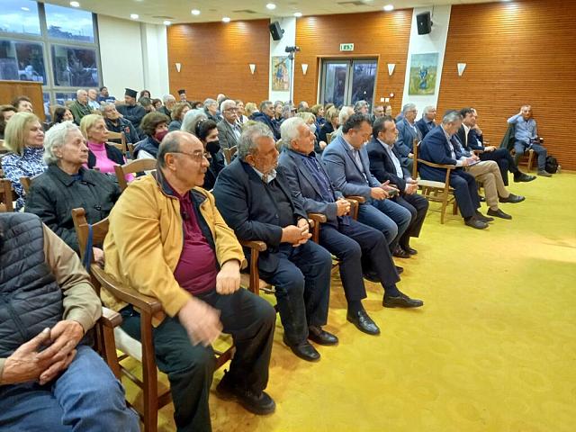 ΑΠΟΓΟΝΟΙ ΜΙΚΡΑΣΙΑΤΩΝ ΑΡΚΑΛΟΧΩΡΙ