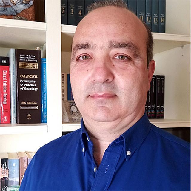 στέφανος κάχρης