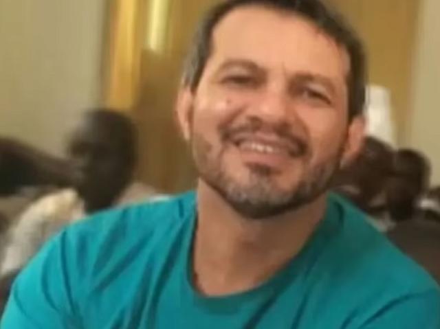 βιαστής