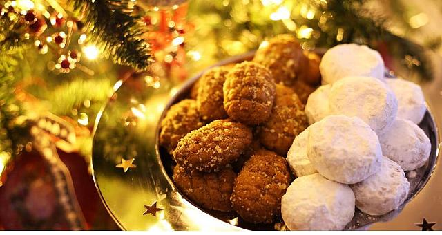 μελομακάρονα κουραμπιέδες