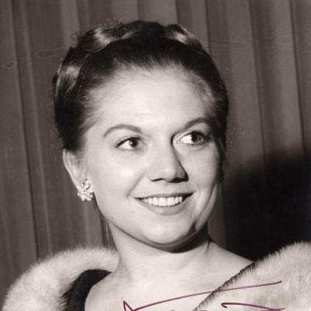 Η Έλενα Σουλιώτη